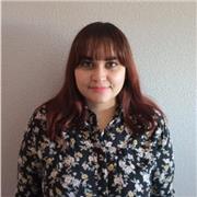 Profesora de apoyo en Primaria y Secundaria, además de Ciencias Sociales (Bachillerato)